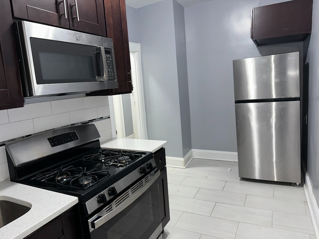 251 Lafayette Ave, #5AA